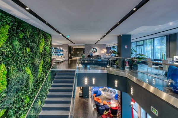 1140b6f4-e2b9-4069-8a8e-1f277459d431